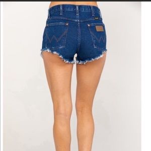 Wrangler cut off shorts
